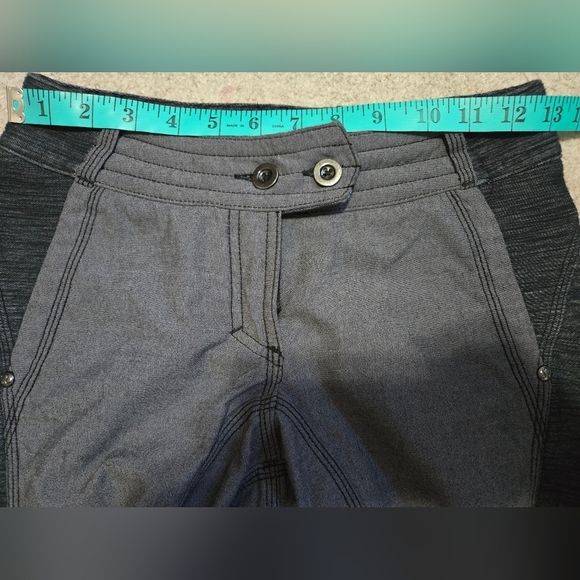 Lululemon Ride On Grey Women's Shorts. Size 2 - Picture 12 of 14